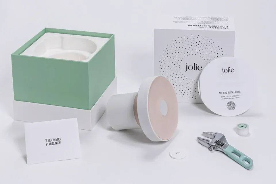 The Jolie Story: How a Showerhead Sparked a Wildfire of Success with $4.2M in First-Year Sales